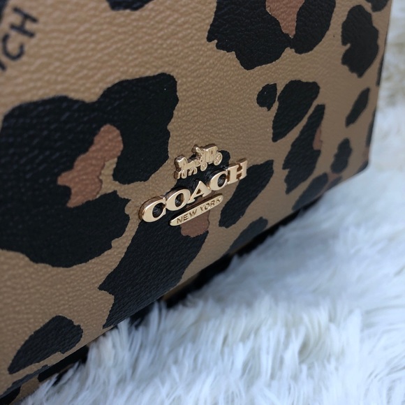 🔥LAST ONE🔥Coach Leopard Backpack - Picture 2 of 9